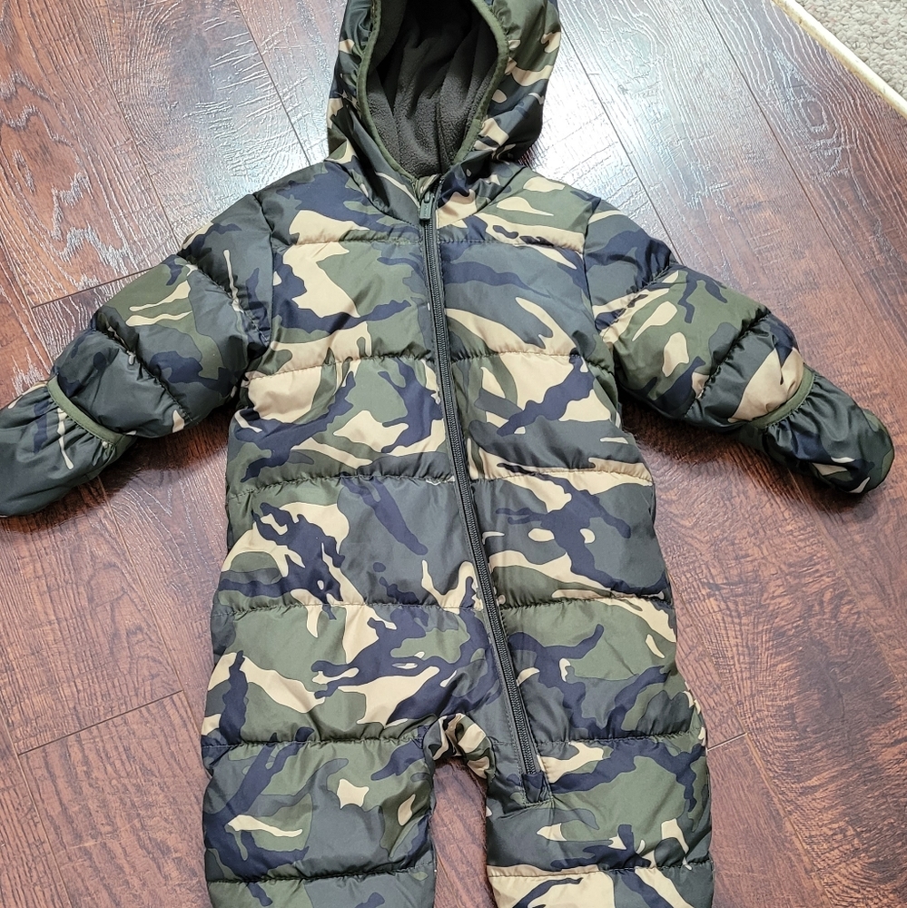 Baby snowsuit